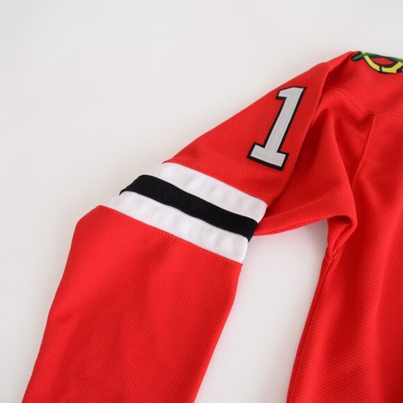 Reebok CCM Jonathan Toews Chicago Blackhawks NHL Hockey Jersey - Size - Picture 11 of 14